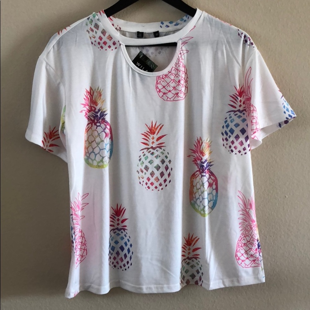 Pineapple choker graphic Tee - Picture 6 of 8